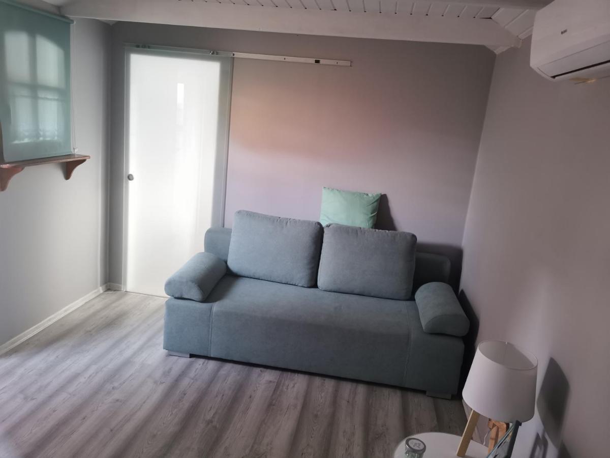 Varga Vendeghaz Apartment Tiszakecske Luaran gambar